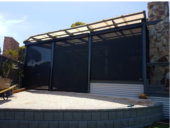 Outdoor blinds